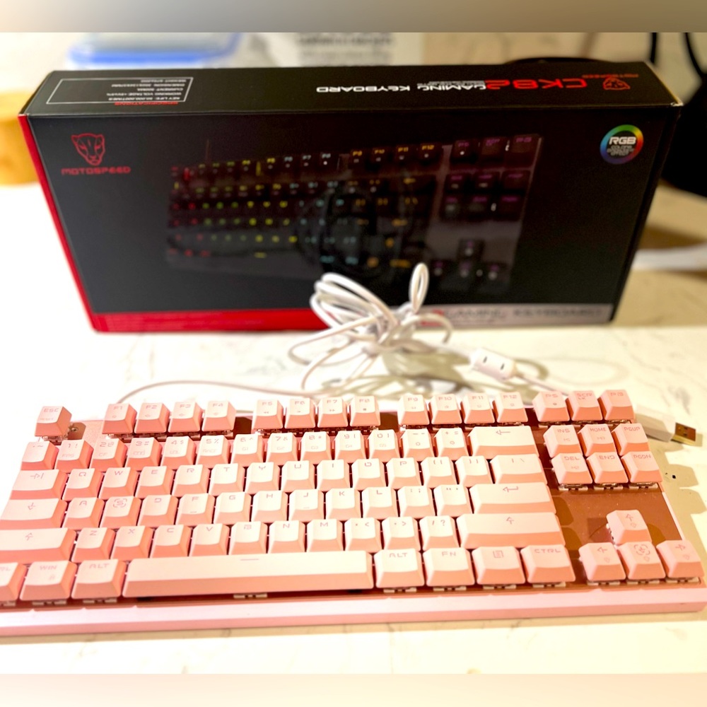 Motospeed wired gaming keyboard